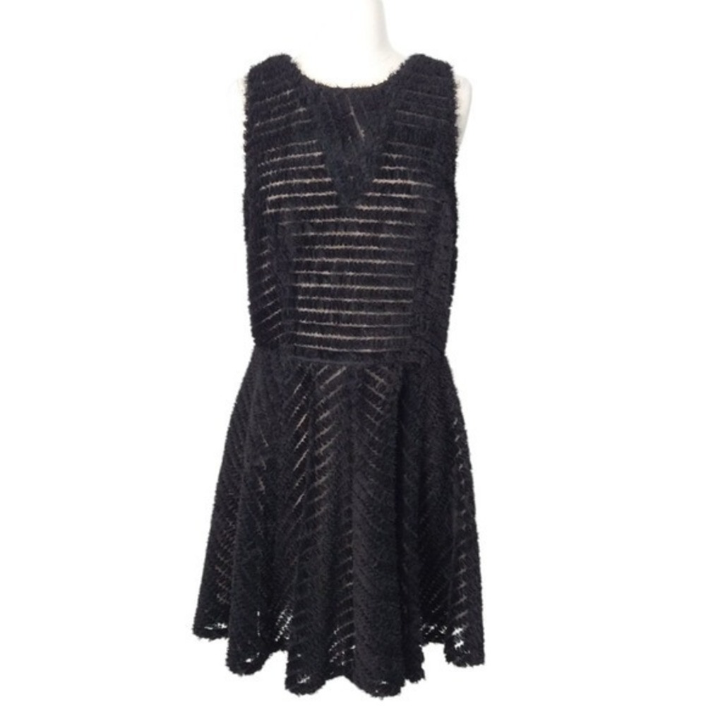 Nicole Miller Furry Black & Nude Striped Fit Flare Sleeveless Cocktail Dress- 10